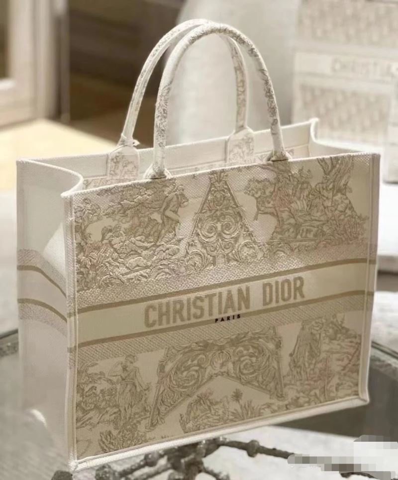 Christian Dior Shopping Bags